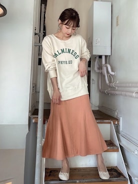 「RETRO GIRL（レトロガール）のアイテム（スウェット）」を使った、森下愛里沙さん（レディース・160cm）の春コーディネート