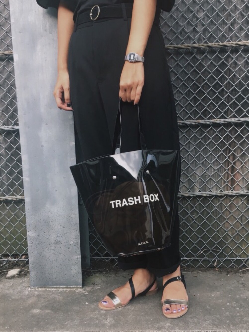 「NANA-NANA、TrashBox、BROWN、black、GU」｜「NaNa-NaNaのアイテム（バッグ、ブラウン系）」を使った、tamamiさん（レディース・159cm）の夏コーディネートの1枚目の写真