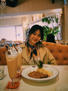 「Parfois（パルフォア）のアイテム」を使った、安娜月さん（レディース・168cm）の秋コーディネート