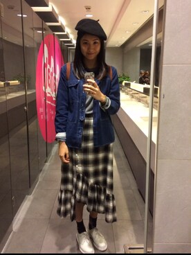 「Dr. Martens（ドクターマーチン）のアイテム（モカシン/デッキシューズ、ホワイト系）」を使った、mary oiyiさん（レディース）の冬コーディネート