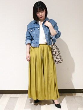 「パイソン柄」｜「アイテム（デニムジャケット）」を使った、工藤さん（レディース・156cm）の春コーディネート