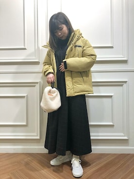 「ショートダウン」｜「アイテム（その他アウター）」を使った、工藤さん（レディース・156cm）の冬コーディネート