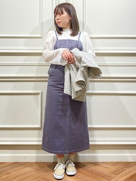 「別注スニーカー」｜工藤さん（レディース・156cm）の春コーディネート
