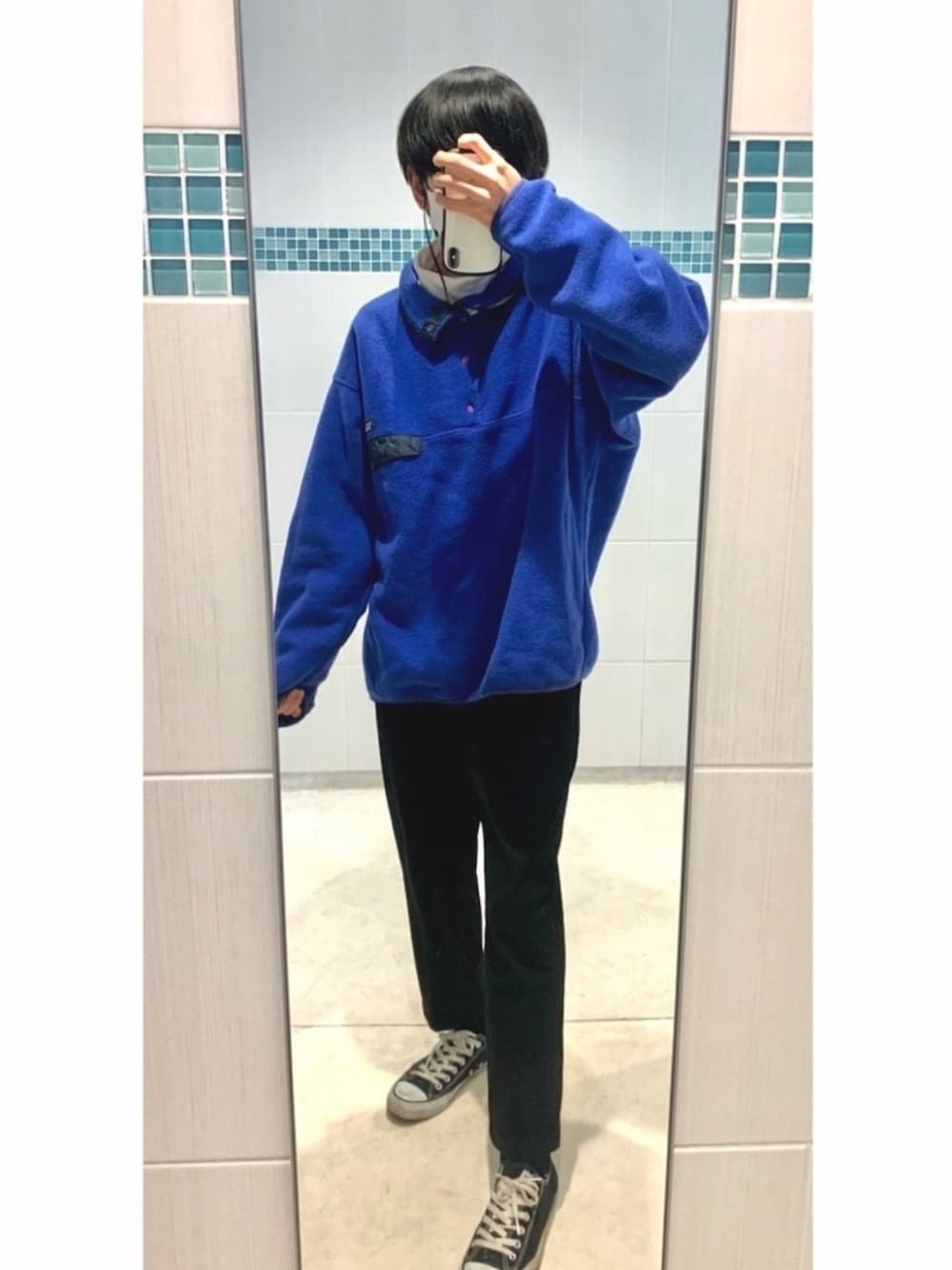 「冬のコーデ、patagonia、GU、シンチラ、スナップT、写真の撮り方教えて下さい」｜「GUのアイテム（スラックス、ブラック系）」を使った、めぐさん（メンズ・167cm）の冬コーディネートの1枚目の写真