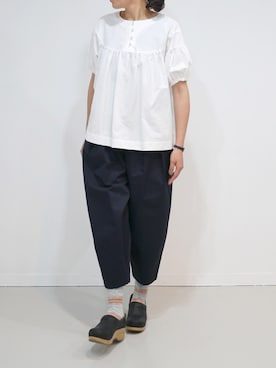 「大人シンプル」｜GOUACHE FUKUOKA  ガッシュ福岡さん（レディース・160cm）の春コーディネート