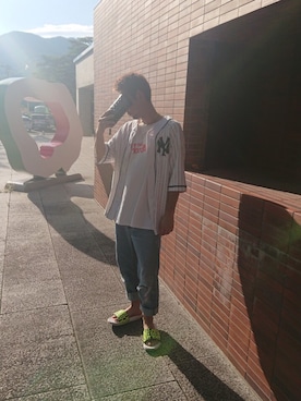「アイテム（イエロー系）」を使った、D$Kさん（メンズ・168cm）の秋コーディネート