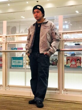 「アイテム（ミリタリージャケット、シルバー系）」を使った、RYOさん（メンズ・170cm）の冬コーディネート