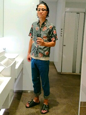 「CABANE de ZUCCa（カバンドズッカ）のアイテム（サンダル）」を使った、yasudaさん（メンズ・184cm）の夏コーディネート