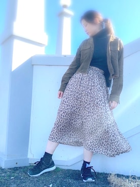 「NEW BALANCE（ニューバランス）のアイテム（スニーカー、ブラック系）」を使った、nanaさん（レディース・158cm）の秋コーディネート