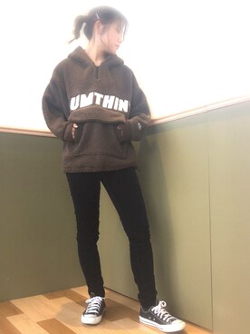 「NiCORON（ニコロン）のもこもこボアパーカー○（Tシャツ/カットソー、ブラウン系）」を使った、nanaさん（レディース・158cm）の秋コーディネート
