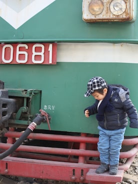 「ARMANI BABY（アルマーニベビー）のアイテム」を使った、Leoさん（キッズ・100cm）の冬コーディネート