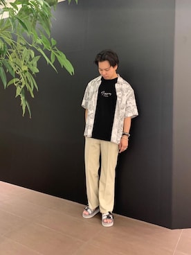 「ユナイテッドアローズ」｜「アイテム（スラックス）」を使った、Kentaro Nishimotoさん（メンズ・170cm）の夏コーディネート