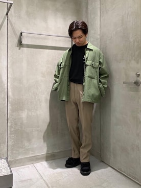 「ユナイテッドアローズ」｜「アイテム（スラックス）」を使った、Kentaro Nishimotoさん（メンズ・170cm）の秋コーディネート