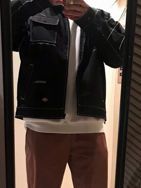 「Dickies（ディッキーズ）のアイテム（ジャケット/アウター、ブラック系）」を使った、おかさん（メンズ・177cm）の冬コーディネート