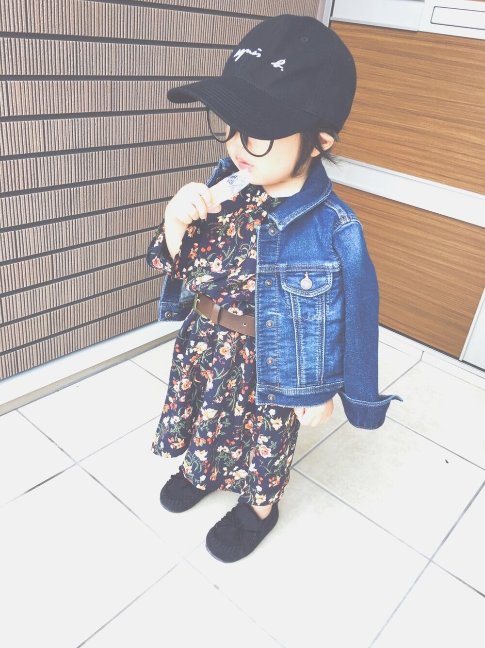 「kids、おんなのこ、ワンピース、ワンピース×デニム、agnes b.、GAP、ciaopanicTYPY、birthday、2歳3ヶ月」｜「agnes b.のGL11　CASQUETTE（キャップ、ブラック系）」を使った、FURU‿̑̈IKU   さん（キッズ・90cm）の夏コーディネートの1枚目の写真