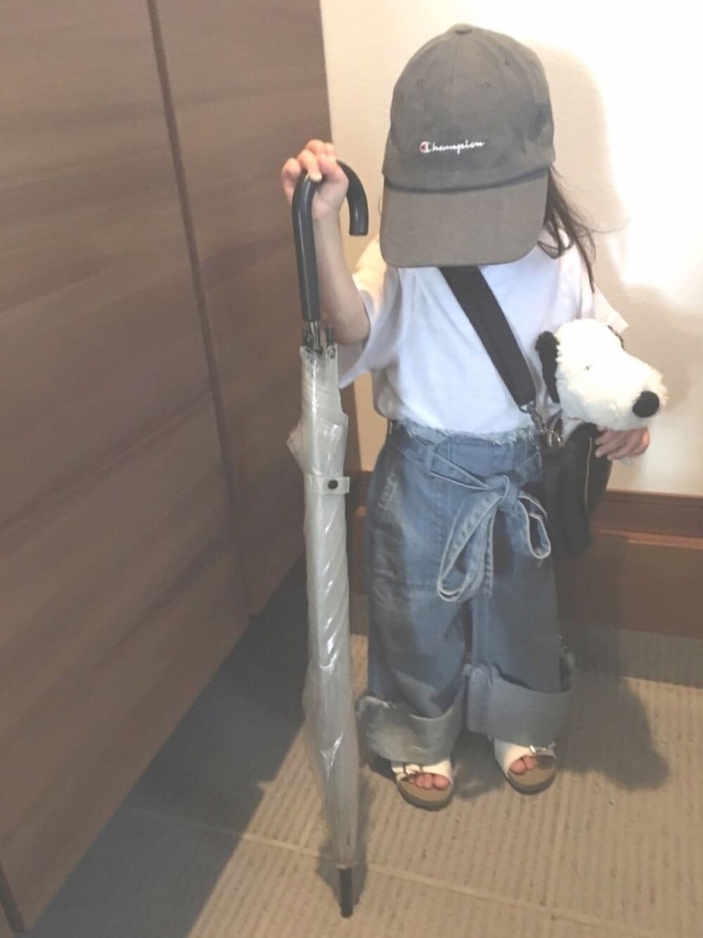 「夏コーデ、キッズ、カジュアル、サンダル、シンプル、ciaopanicTYPY、Champion、Right-on、韓国子供服、2歳3ヶ月」｜「Championのアイテム（キャップ、グレー系）」を使った、FURU‿̑̈IKU   さん（キッズ・90cm）の夏コーディネートの1枚目の写真