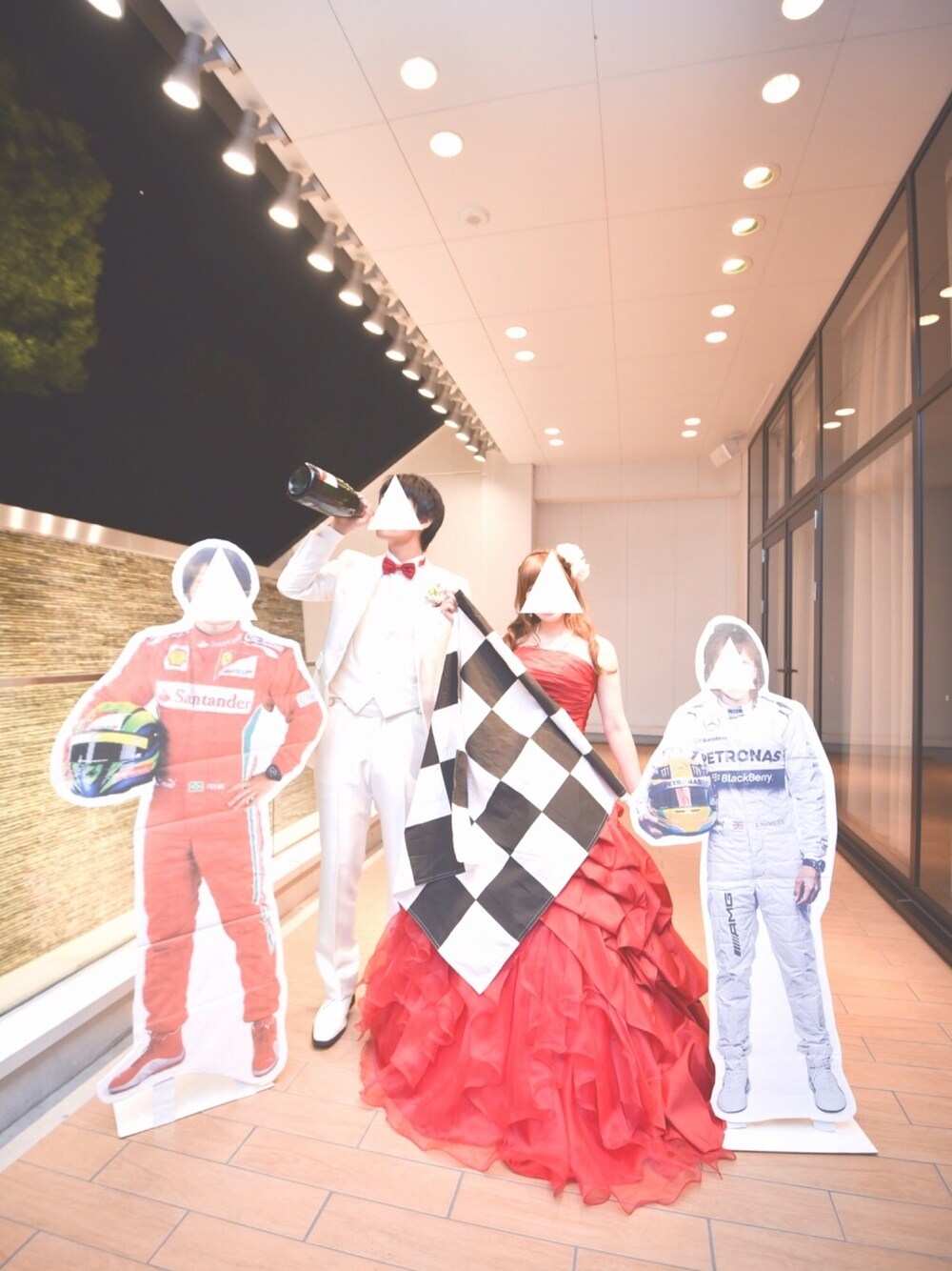 レッド系のその他、レッド系のその他を着用したレディースの夏コーディネートの1枚目の写真