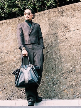 「Yves Saint Laurent（イヴサンローラン）のアイテム（バッグ）」を使った、榊原清一 さん（メンズ・172cm）の冬コーディネート