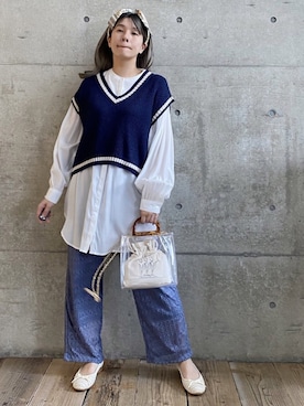 「OZOC（オゾック）のアイテム（財布/小物）」を使った、ten⭐︎ichiko       さん（レディース・157cm）の春コーディネート