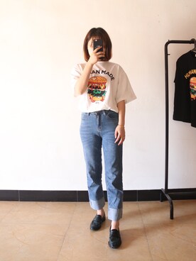 「CHARLES & KEITH（チャールズ & キース）のアイテム（ローファー、ブルー系）」を使った、香菜酱さん（レディース）の春コーディネート
