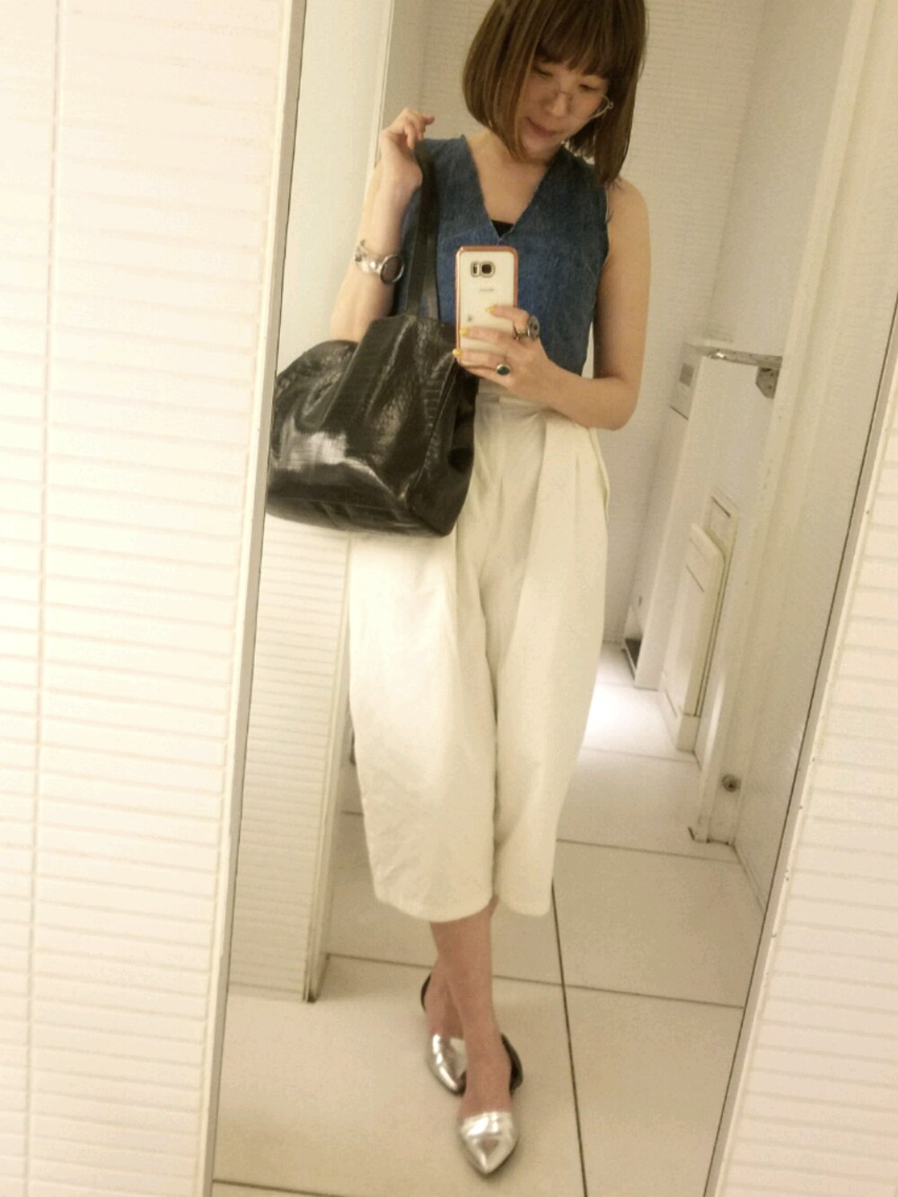 「KBFのアイテム（パンツ、ホワイト系）」を使った、ぴこさん（レディース・166cm）の夏コーディネートの1枚目の写真