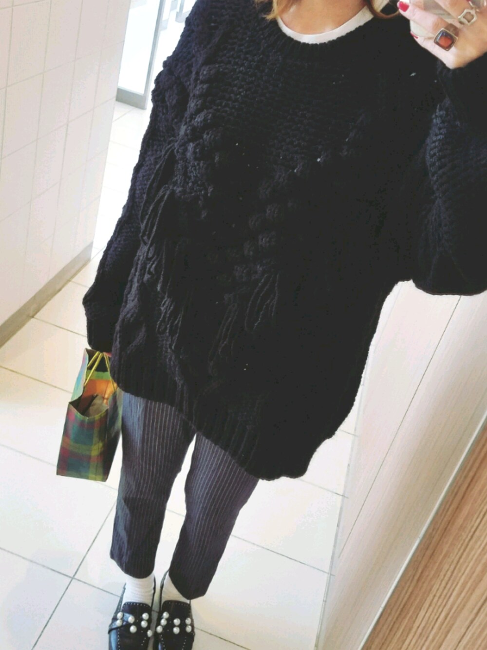 「ZARA、カジュアルコーデ、おしゃれさんと繋がりたい、ニット、ワントーンコーデ」｜「N.（N. Natural Beauty Basic）のストライプイージーパンツ（その他パンツ、グレー系）」を使った、ぴこさん（レディース・166cm）の秋コーディネートの1枚目の写真