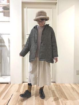 「サマンサモスモス」｜「アイテム（ステンカラーコート）」を使った、はるさんさん（レディース・163cm）の冬コーディネート