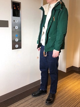 「アイテム（マウンテンパーカー）」を使った、りんさん（メンズ・174cm・30代）の冬コーディネート