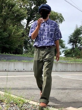 「OSHKOSH（オシュコシュ）のアイテム（チノパンツ）」を使った、眼鏡(本体)さん（メンズ・173cm）の秋コーディネート