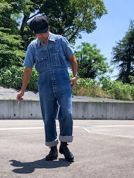 「OSHKOSH（オシュコシュ）のアイテム（サロペット/オーバーオール）」を使った、眼鏡(本体)さん（メンズ・173cm）の春コーディネート
