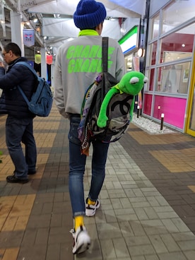 「アイテム（バックパック/リュック、シルバー系）」を使った、ko-kiさん（メンズ・180cm）の冬コーディネート