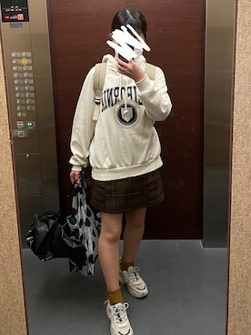 「H&M（エイチ・アンド・エム）のアイテム（パーカー）」を使った、yupon1013さん（レディース・156cm）の春コーディネート