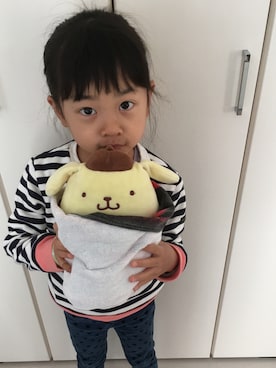 「コーデュロイ」｜「アイテム（おもちゃ）」を使った、yuyu+a-chiさん（キッズ・110cm）の春コーディネート