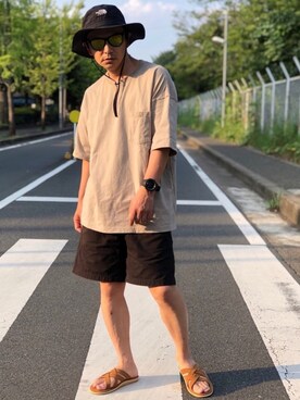 サングラスを使った アイランドスリッパー の人気ファッションコーディネート Wear