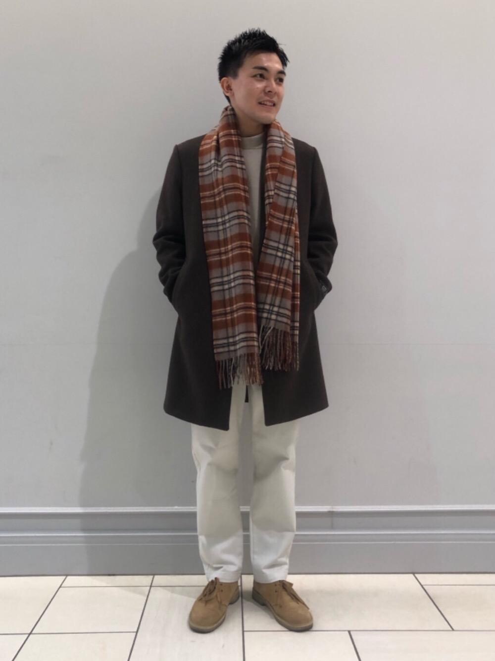 「RECOMMEND  ITEM STYLING」｜「BEAUTY&YOUTH UNITED ARROWSのBY ソリッド 120S メルトン チェスターコート（チェスターコート、ブラウン系）」を使った、藤澤 勇人さん（メンズ・173cm）の冬コーディネートの1枚目の写真