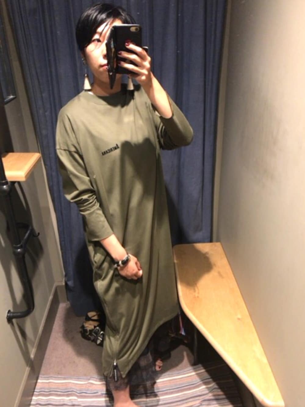 「AMERICANAの【別注】Americana バックロゴワンピース（ワンピース、グリーン系）」を使った、mu-さん（レディース・161cm）の夏コーディネートの1枚目の写真
