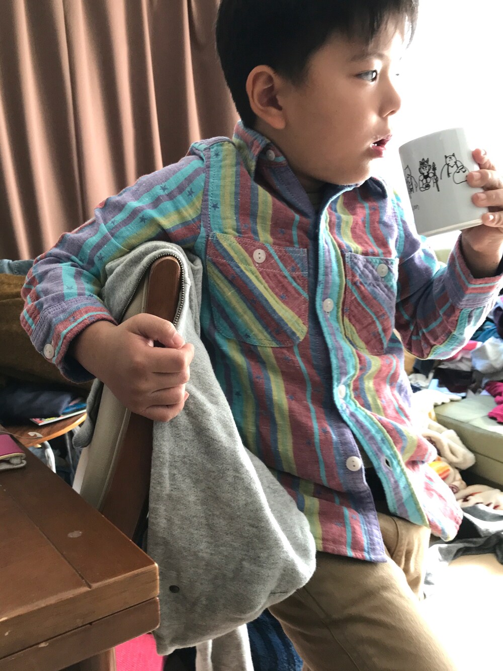 「キッズコーデ、シンプルコーデ、おとこのこ、パーカー、休日スタイル、fith社」｜「DENIM DUNGAREEのアイテム（シャツ/ブラウス、その他）」を使った、mu-さん（キッズ・110cm）の秋コーディネートの1枚目の写真