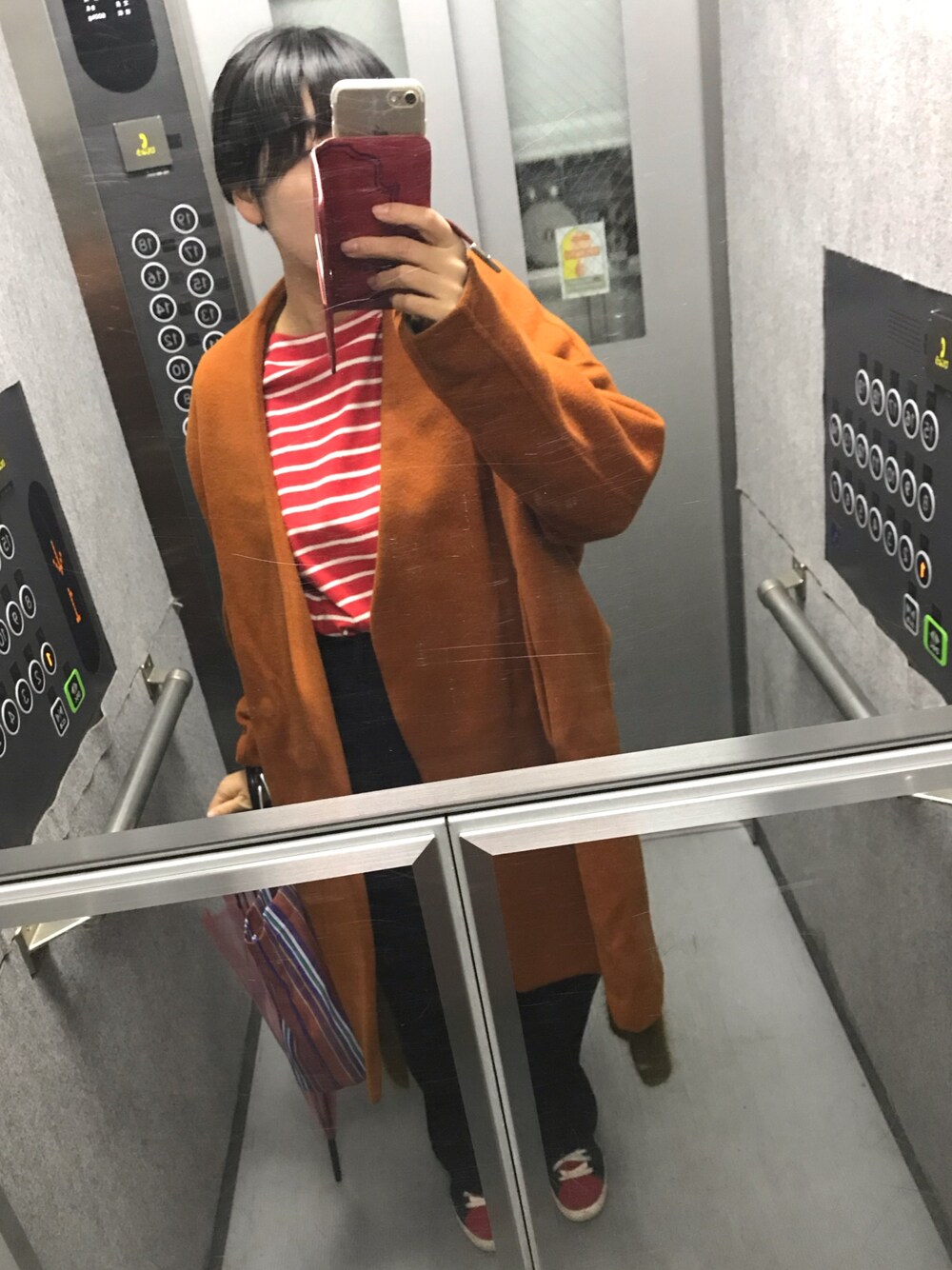 「UNIQLO U」｜「ENFOLDのソフトリバーワイドBOXコート（その他アウター、ブラウン系）」を使った、mu-さん（レディース・161cm）の冬コーディネートの1枚目の写真