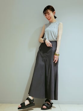 「suicoke（スイコック）のアイテム」を使った、yoshimiさん（レディース・167cm）の夏コーディネート