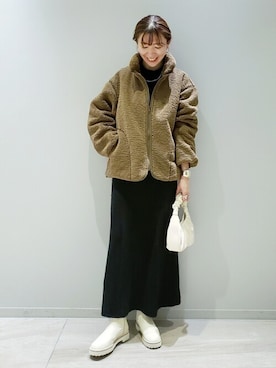 「白ブーツ」｜yoshimiさん（レディース・167cm）の冬コーディネート
