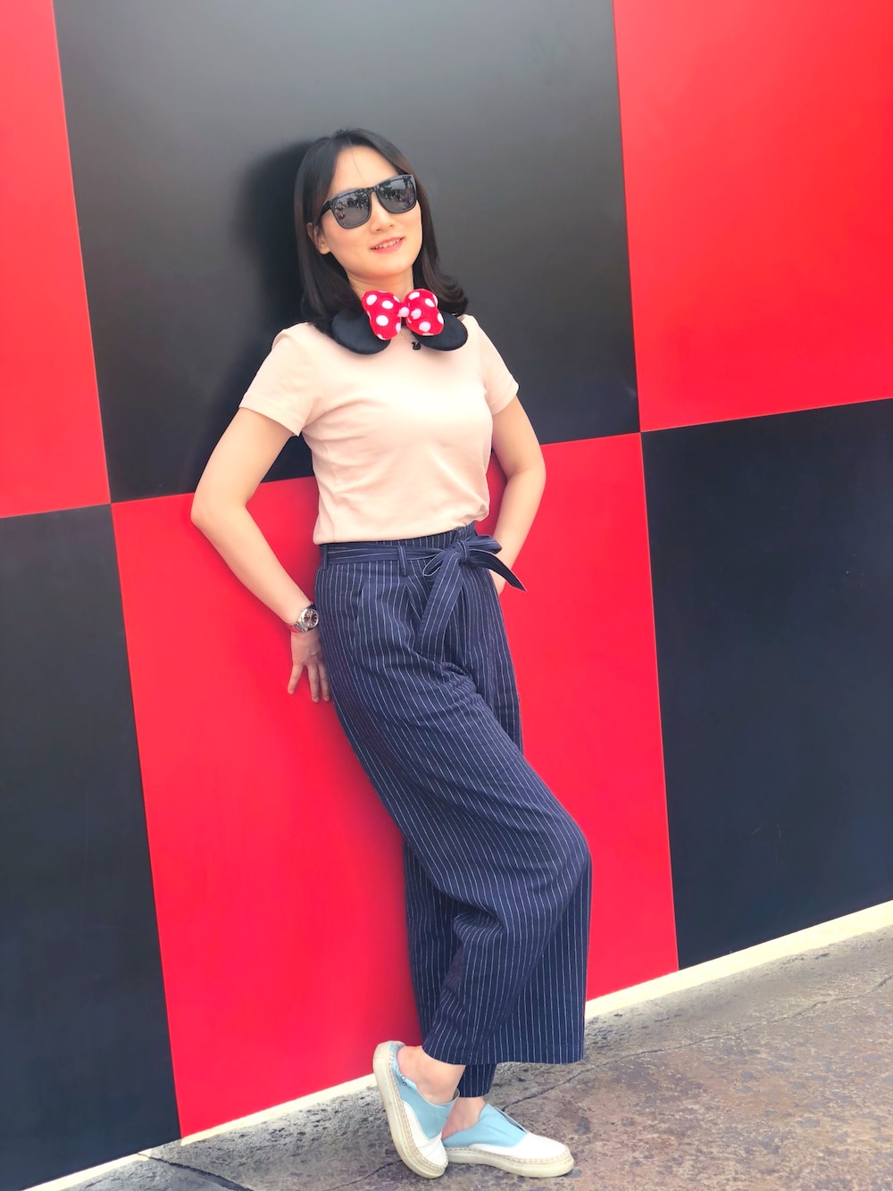 「优衣库のアイテム（チノパンツ、ブルー系）」を使った、gssstcさん（レディース・169cm）の夏コーディネートの1枚目の写真