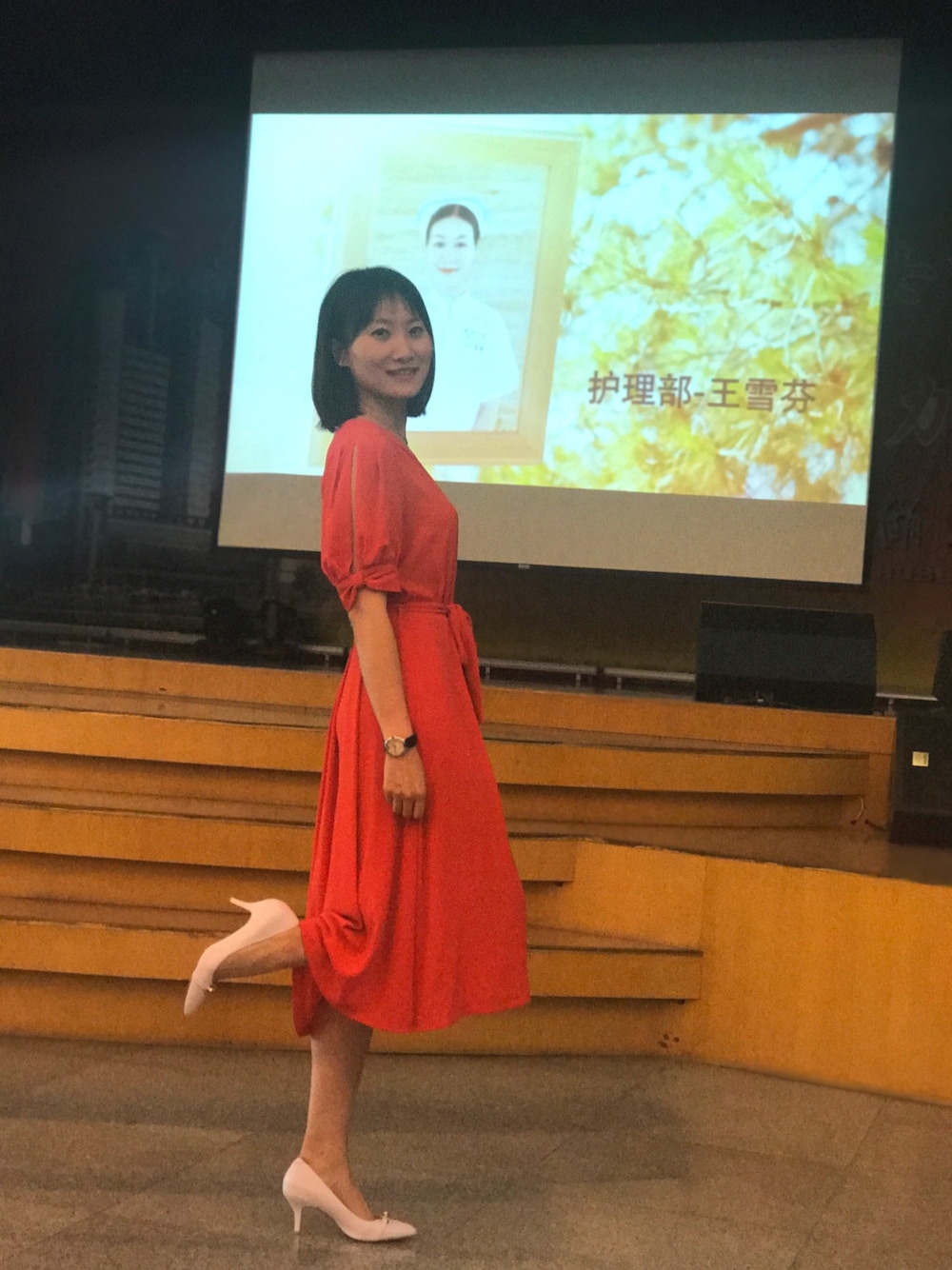 「Majeのアイテム（ワンピース、レッド系）」を使った、gssstcさん（レディース・169cm）の夏コーディネートの1枚目の写真