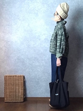 「YAECA」｜「アイテム（オールインワン・サロペット）」を使った、なお なお。さん（レディース・159cm）の春コーディネート