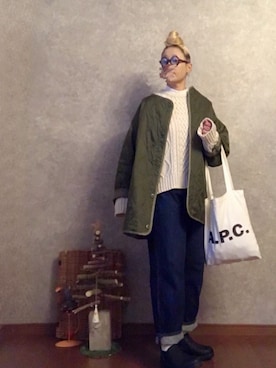 「A.P.C.」｜「アイテム（ノーカラージャケット）」を使った、なお なお。さん（レディース・159cm）の冬コーディネート