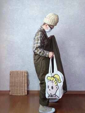 「kutir（クティール）のアイテム（オールインワン・サロペット）」を使った、なお なお。さん（レディース・159cm）の冬コーディネート