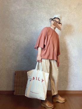 「YAECA（ヤエカ）のアイテム（帽子）」を使った、なお なお。さん（レディース・159cm）の春コーディネート