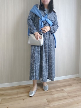 「アイテム（ポスター/アート）」を使った、こあらさん（レディース・159cm）の春コーディネート