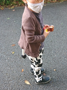 「CHEEK ROOM（チークルーム）のアイテム」を使った、こあらさん（キッズ・100cm）の春コーディネート