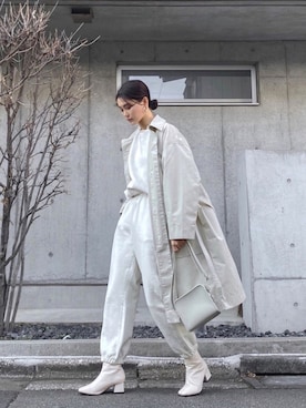 「UNIQLOU」｜「アイテム（ジャケット/アウター）」を使った、K A R E Nさん（レディース・167cm）の春コーディネート