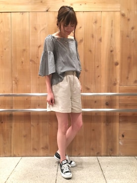「アパートバイローリーズ」｜「アイテム（スニーカー）」を使った、mio🍑さん（レディース・172cm）の夏コーディネート